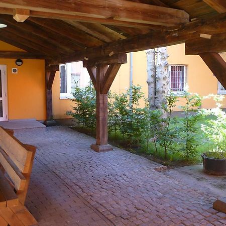 Hotel Kreuzbruchhof Burg Stargard Eksteriør billede