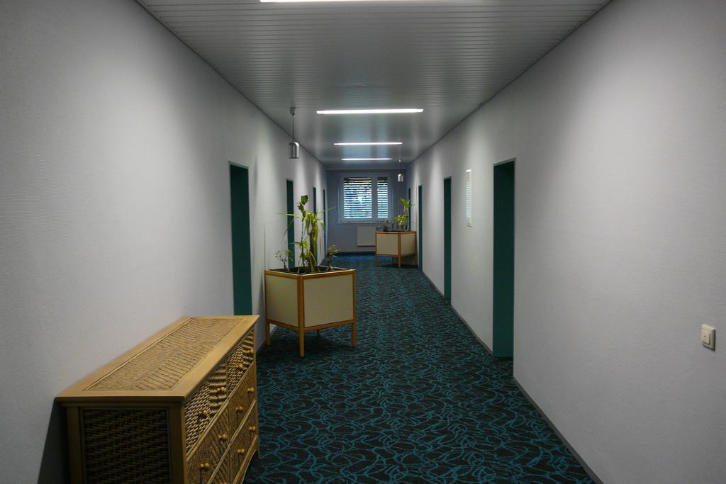 Hotel Kreuzbruchhof Burg Stargard Eksteriør billede